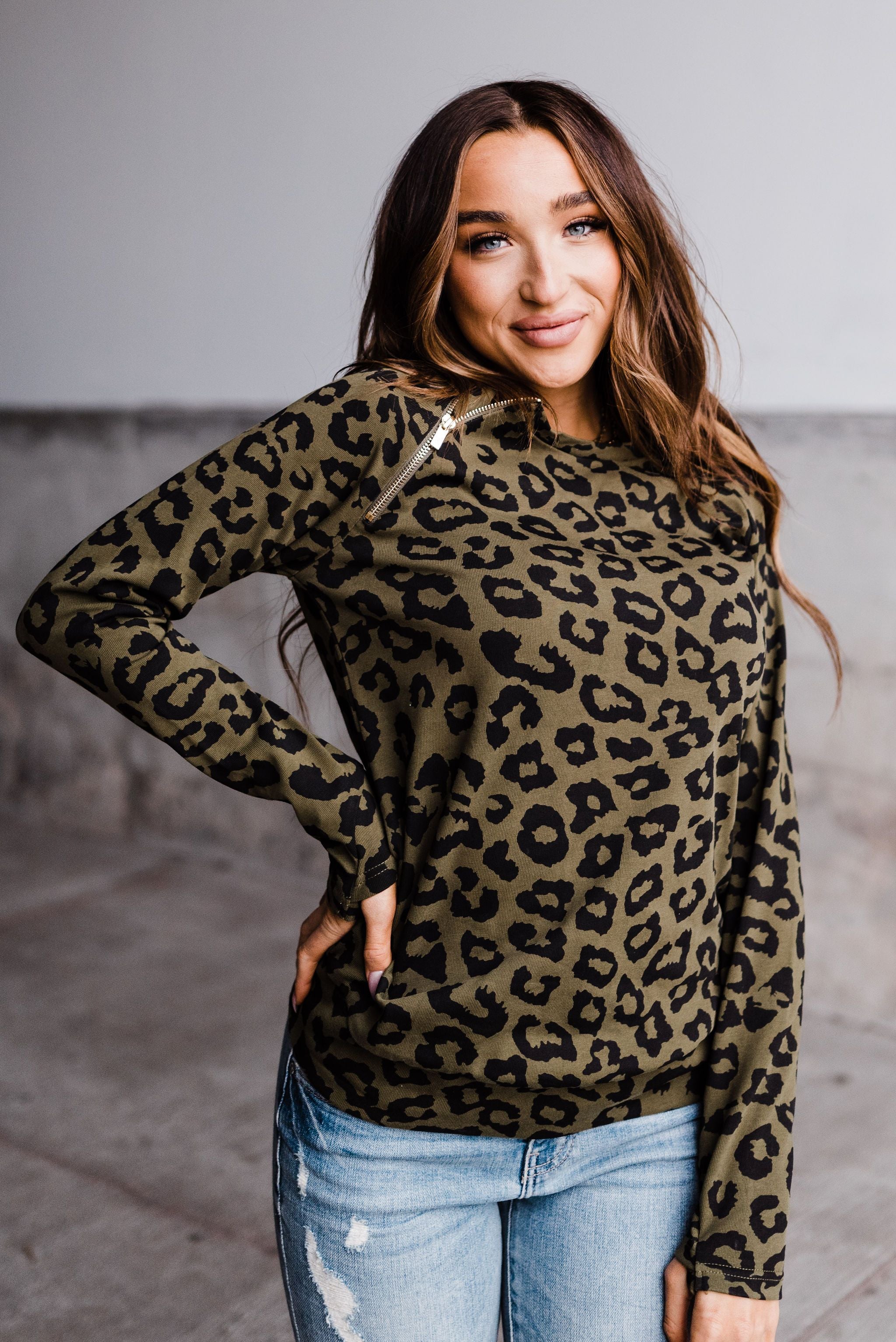 Running Free : Leopard Sweatshirt with Double Side Slits - Cream – Fate &  Co.